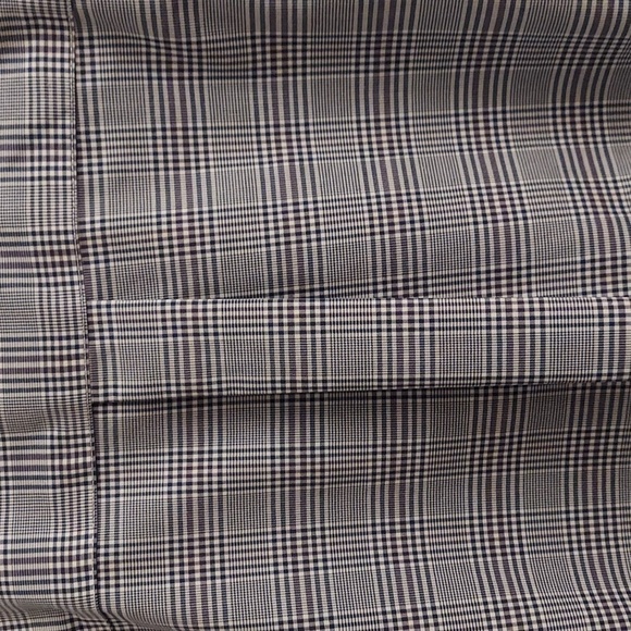 JOS A BANK Traveler Traditional Fit Long Sleeve Plaid Button Down Dress Shirt - Picture 9 of 12
